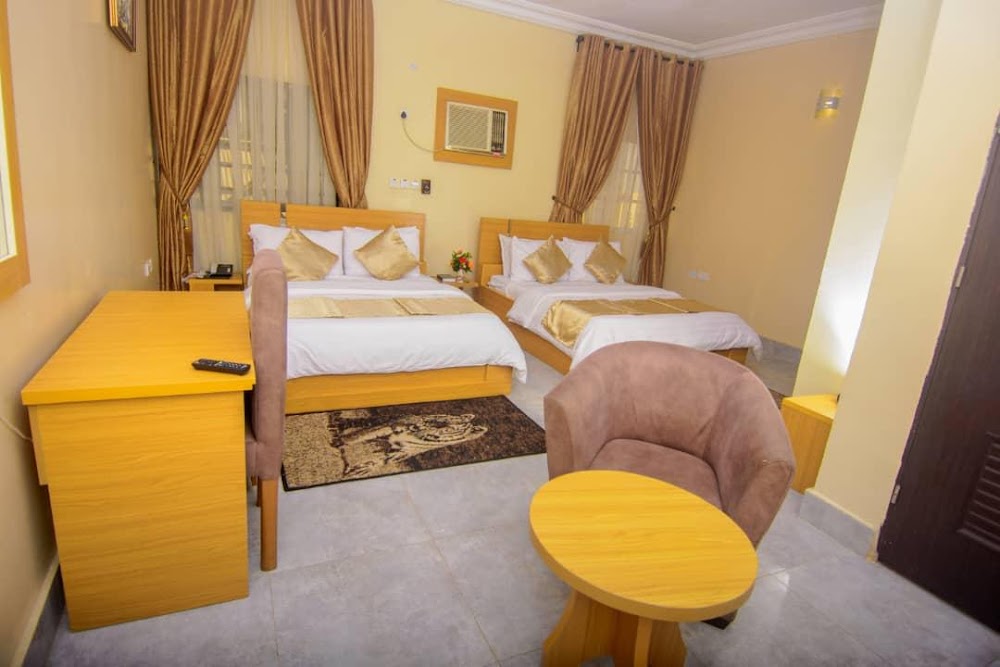 TopView Hotel Asaba photo 3
